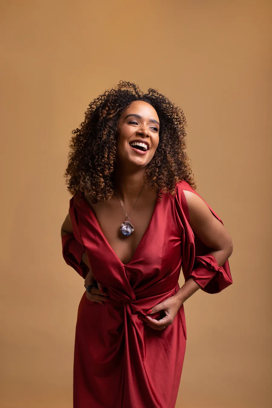 Tamires Melo sorrindo